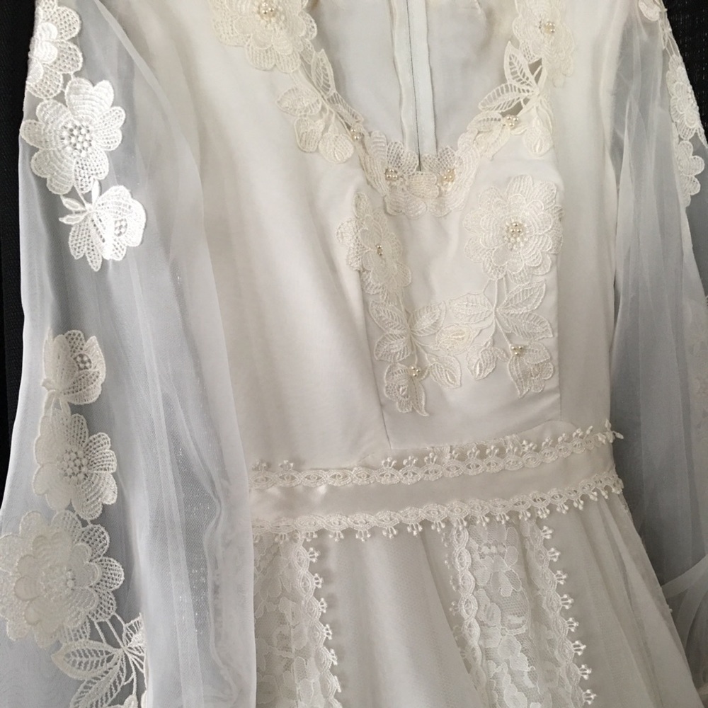 Bohemian Vintage Wedding Dress